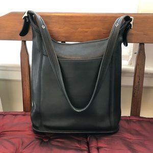 Vintage Coach 9060 Black Shoulder/Crossbody Bag
